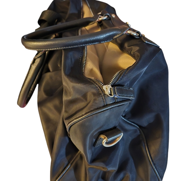 David Jones Paris Black Travel Bag - Picture 2 of 4